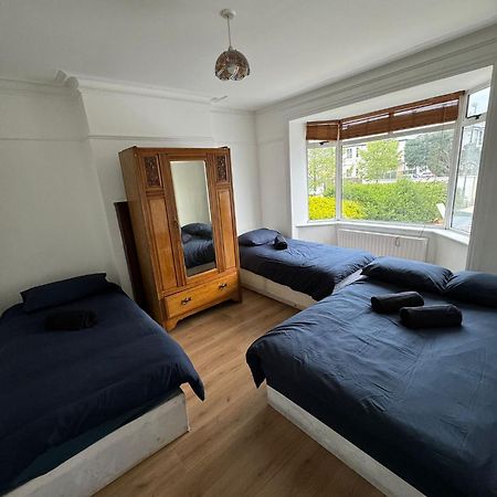 Big Family Room In Room At 2 Iveragh Rd-4 Dublin Zewnętrze zdjęcie