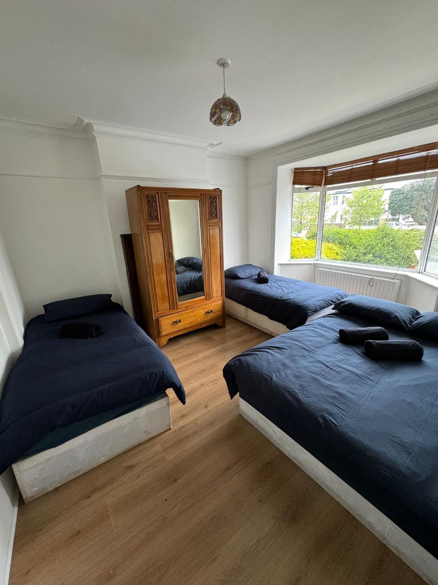 Big Family Room In Room At 2 Iveragh Rd-4 Dublin Zewnętrze zdjęcie